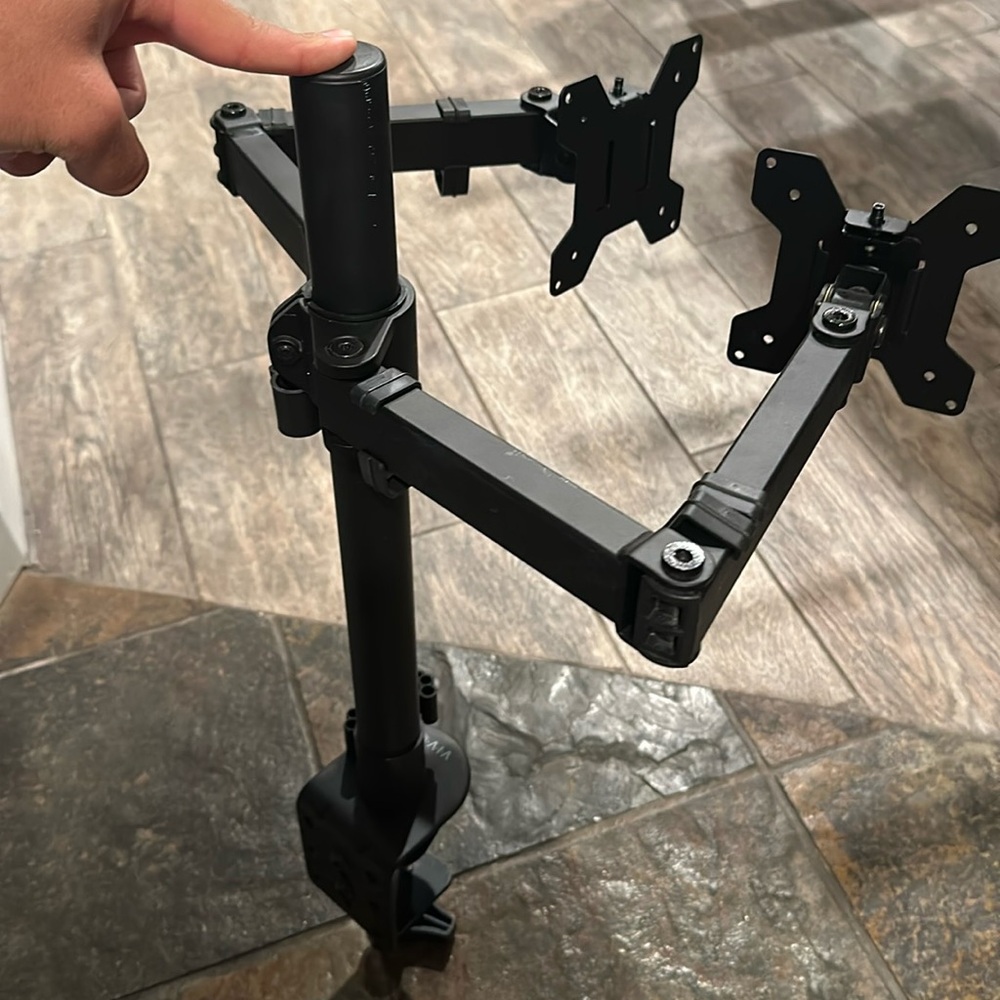 Dual display monitor arm